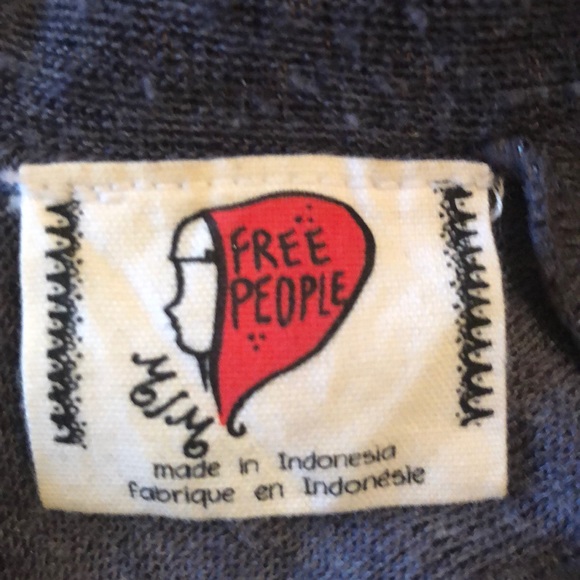 Free People short sleeve - Picture 5 of 7